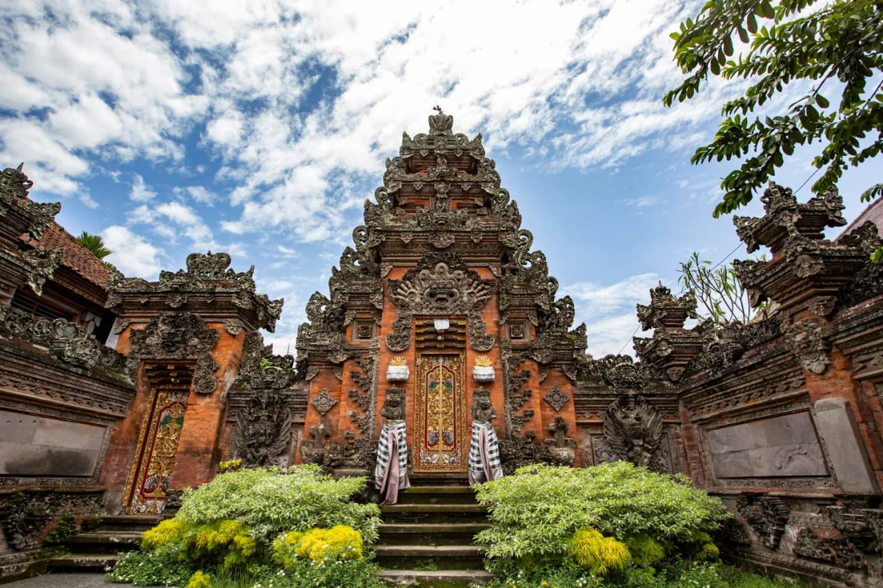 Bali Culture & Coasts | Temples, Crafts & Golden Sands