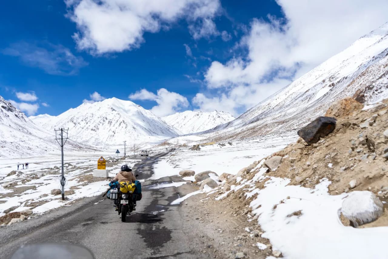 Explore Leh & Beyond with Khardungla & Chang La Pass