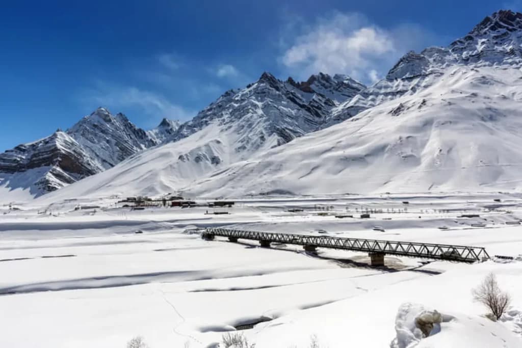 Kunzum Pass