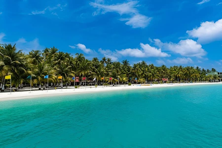 Lakshadweep in May: Hidden Beaches, Weather & Travel Guide