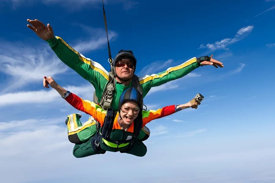 Soar High with Tandem Skydiving