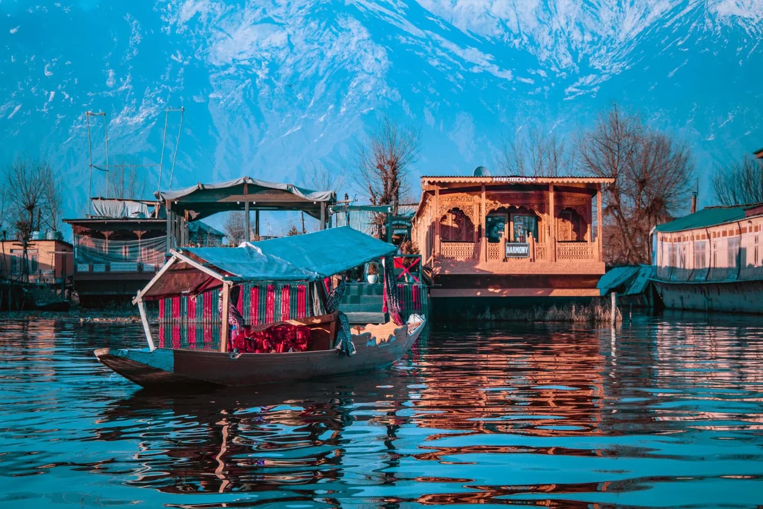 Essence of Srinagar Gulmarg and Pahalgam