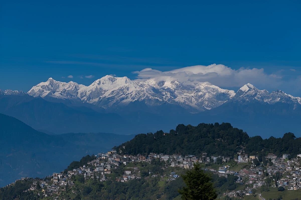 The Queen Of Hills - Darjeeling