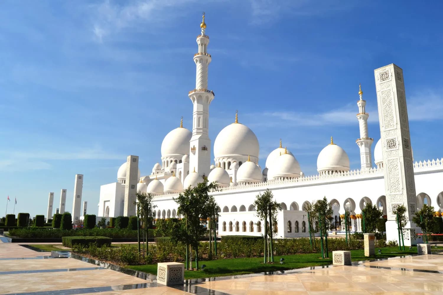 Dubai Highlights Getaway - FREE Desert Safari