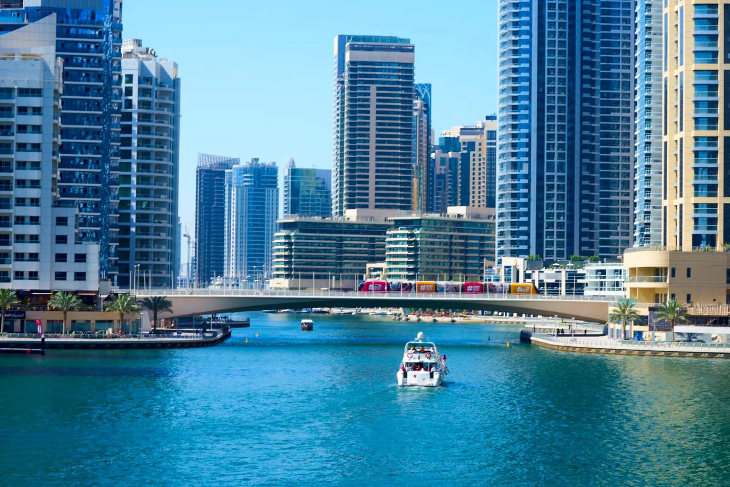 Luxurious Dubai | Sky-High Views & Starry Nights